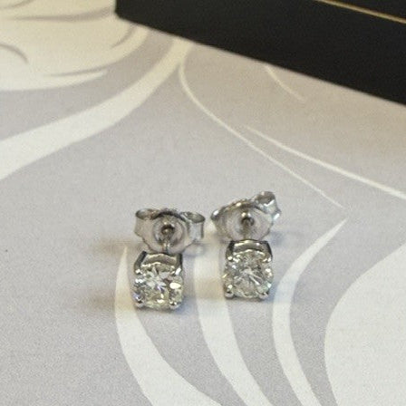 18ct White Gold Diamond Stud Earrings Natural Diamonds 0.66 carat