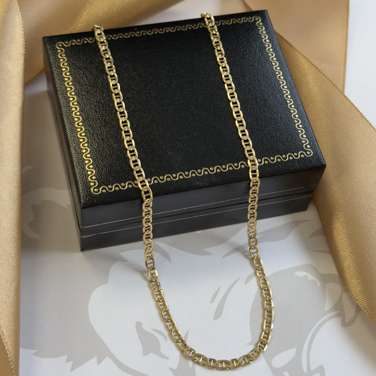 9ct Yellow Gold Mariner Chain - 20 Inch