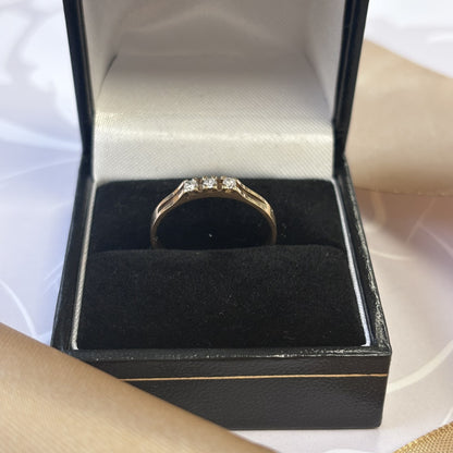9ct Yellow Gold Trilogy Ring