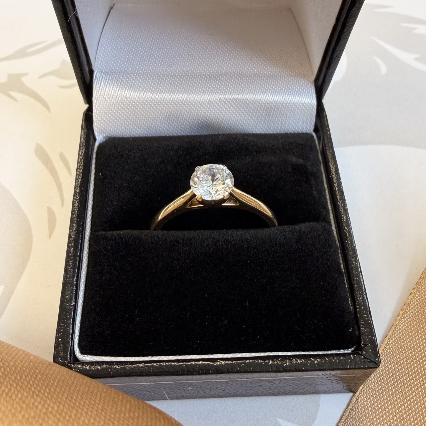 9ct Yellow Gold Solitaire-Style Dress Ring