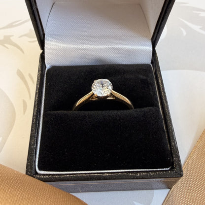 9ct Yellow Gold Solitaire-Style Dress Ring