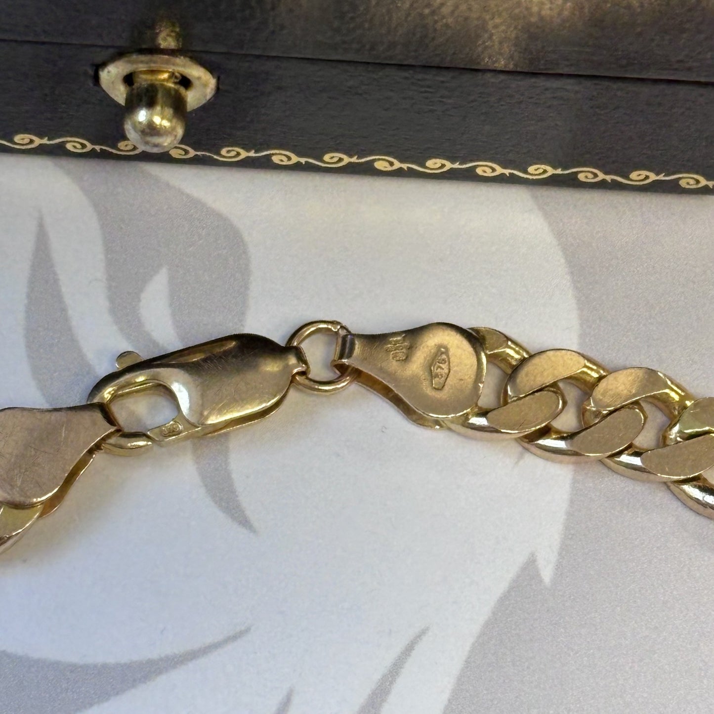 9ct Yellow Gold Flat Curb Link Bracelet