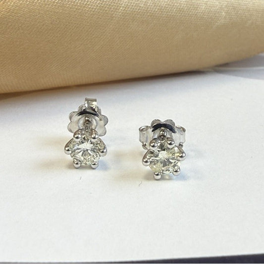 18ct Diamond Stud Earrings 18ct White Gold - Natural Diamond 1.00ct