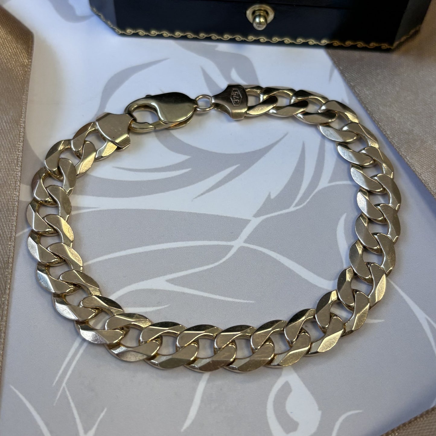9ct Yellow Gold Heavy Flat Curb Link Bracelet