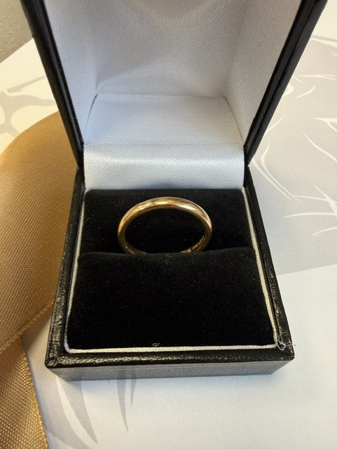 22ct Yellow Gold Wedding Ring 2.5mm D-Shaped