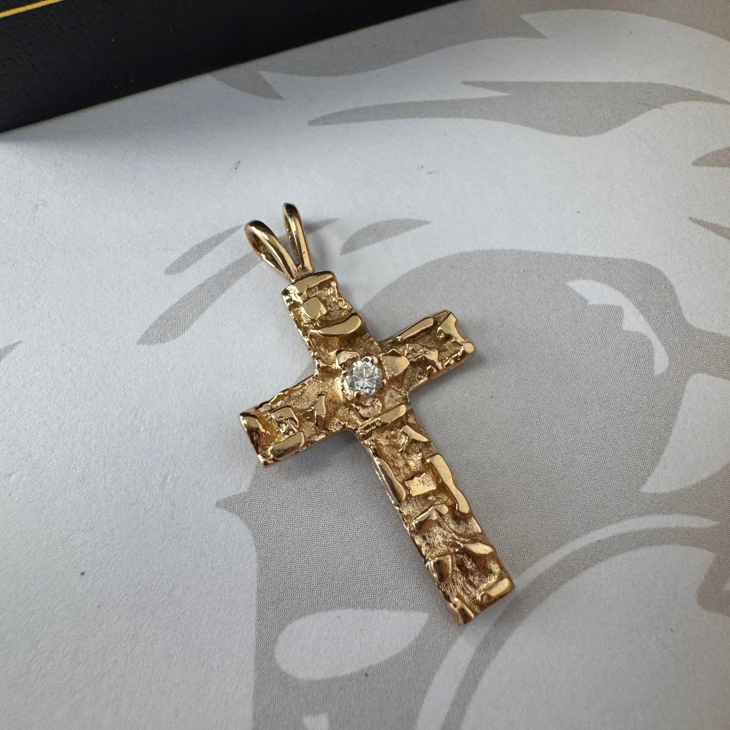9ct Gold Cross Pendant