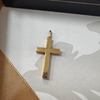 9ct Yellow Gold Engraved Cross Pendant