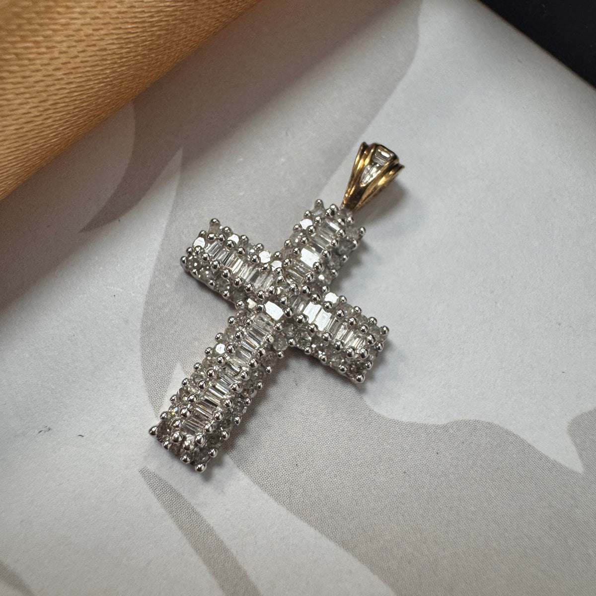 9ct Gold Diamond Cross Pendant