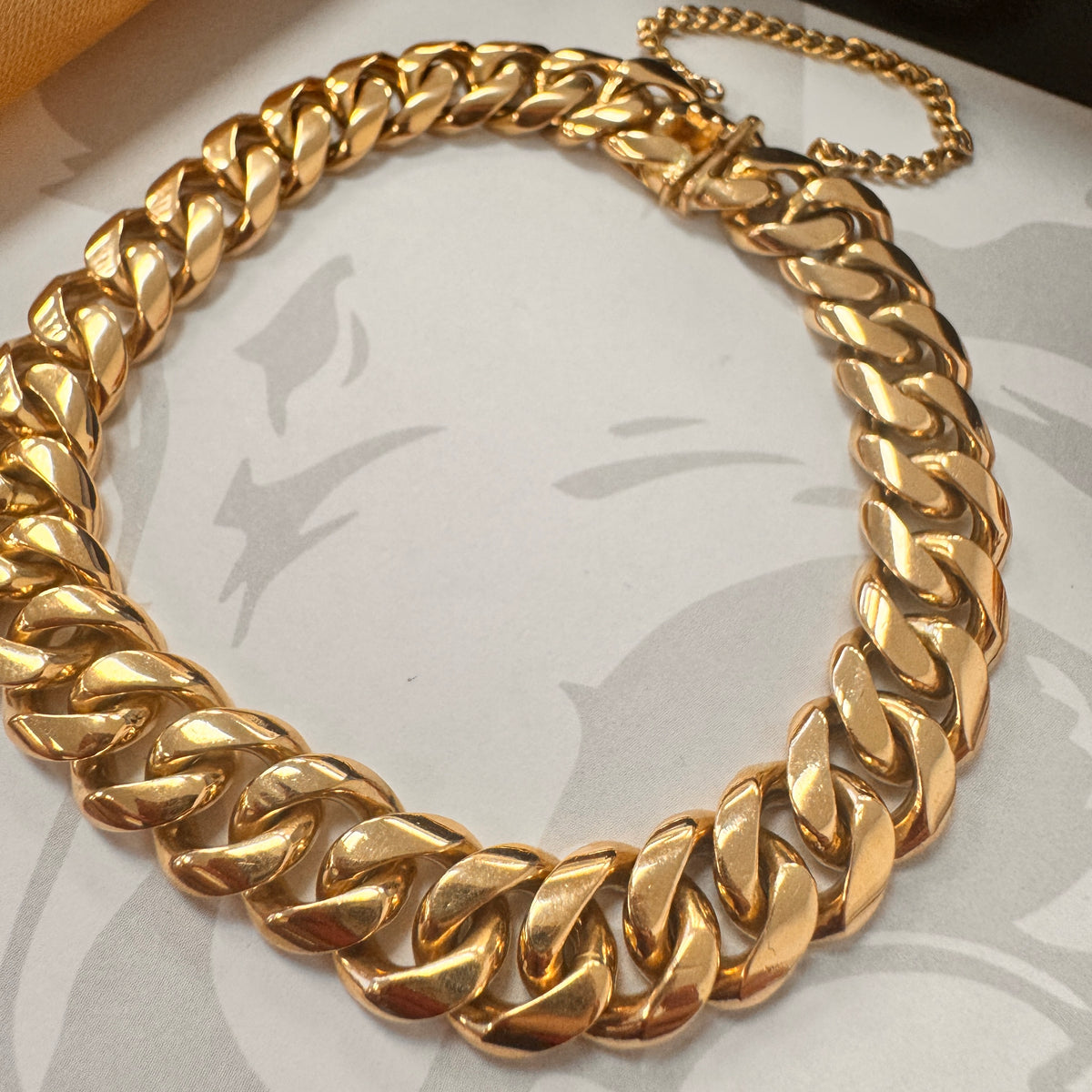 18ct Yellow Gold Solid Curb Bracelet with Safety Chain