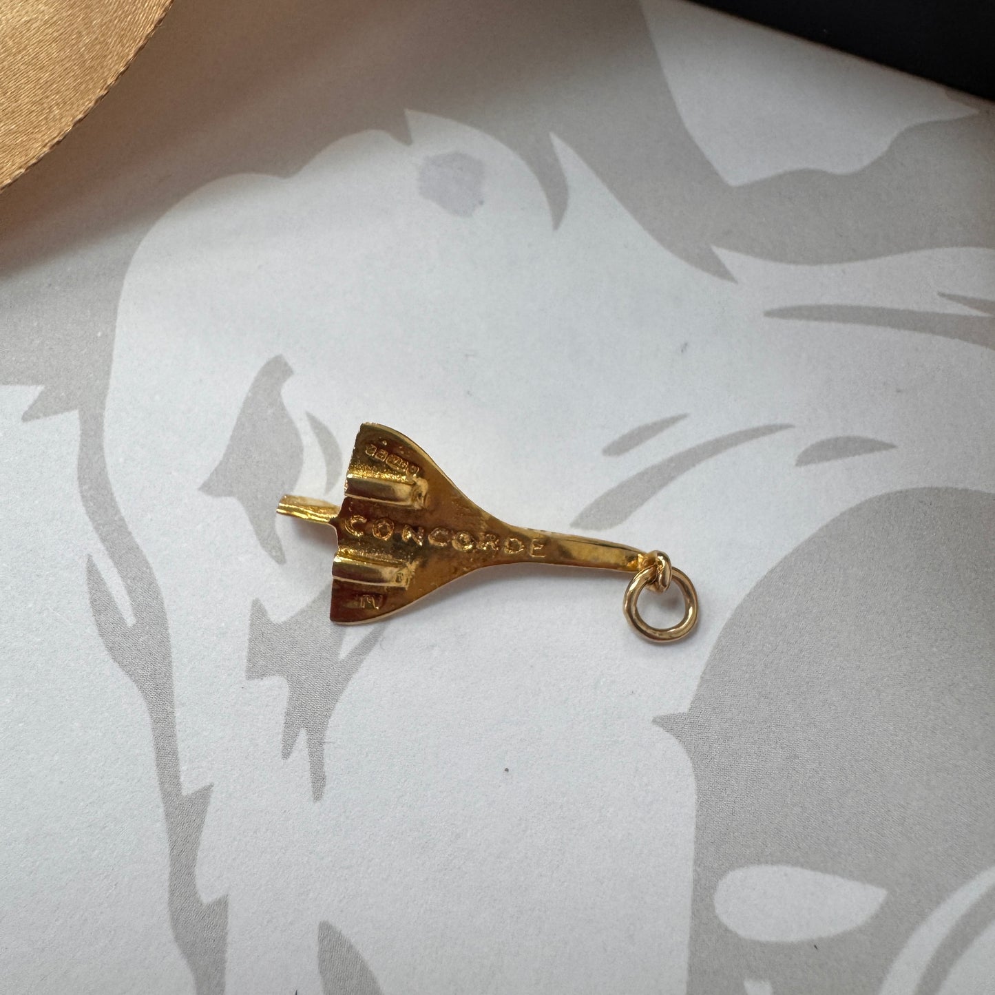 9ct Gold Concorde Aeroplane Charm Pendant
