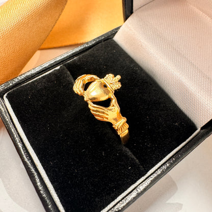 9ct Yellow Gold Claddagh Ring