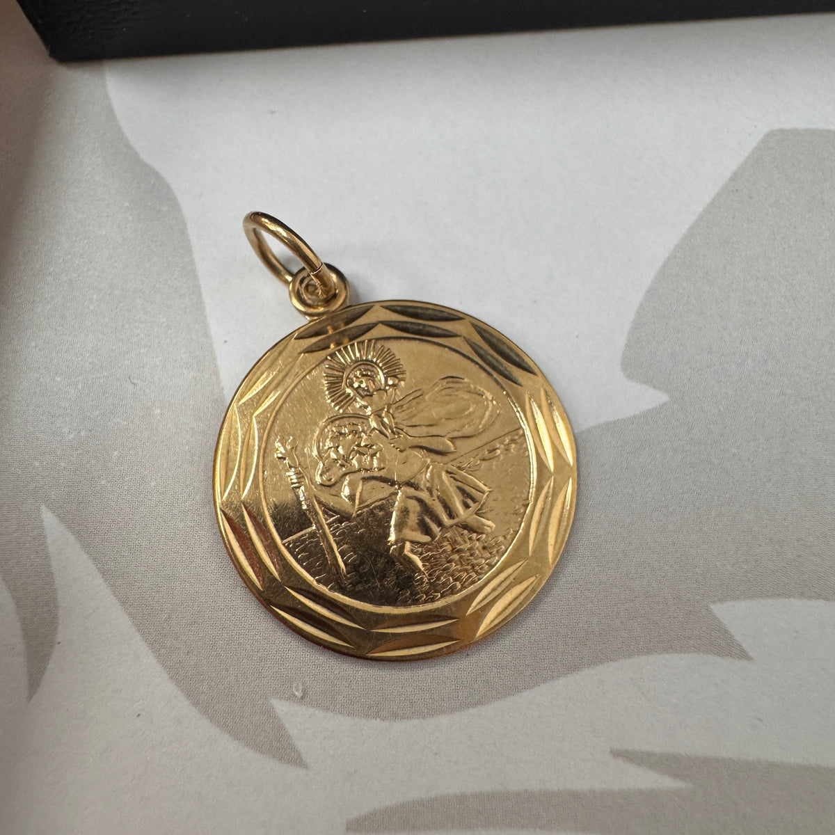 9ct Yellow Gold St Christopher Pendant