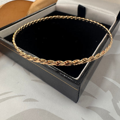9ct Gold Twist Bangle
