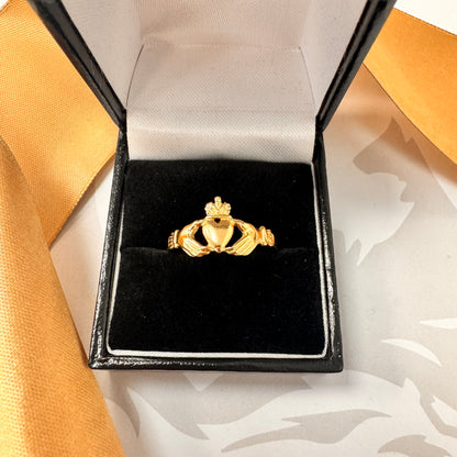 9ct Yellow Gold Claddagh Ring