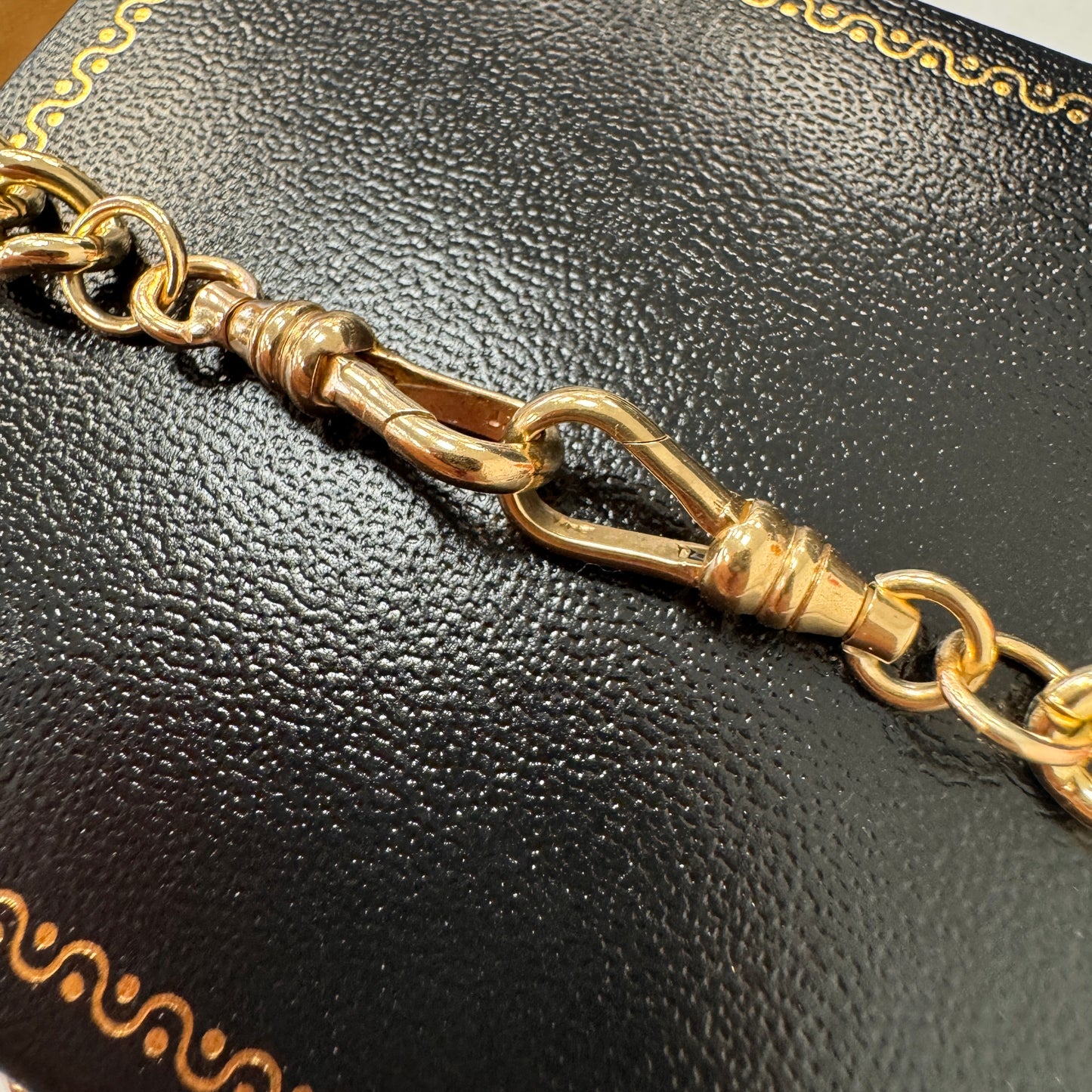 9ct Gold Albert Chain with T-Bar 18 Inch