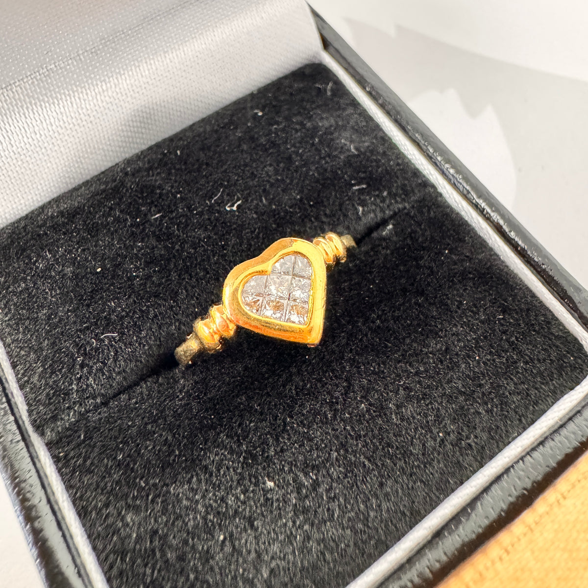 18ct Yellow Gold Princess Cut Diamond Heart Pinky Ring