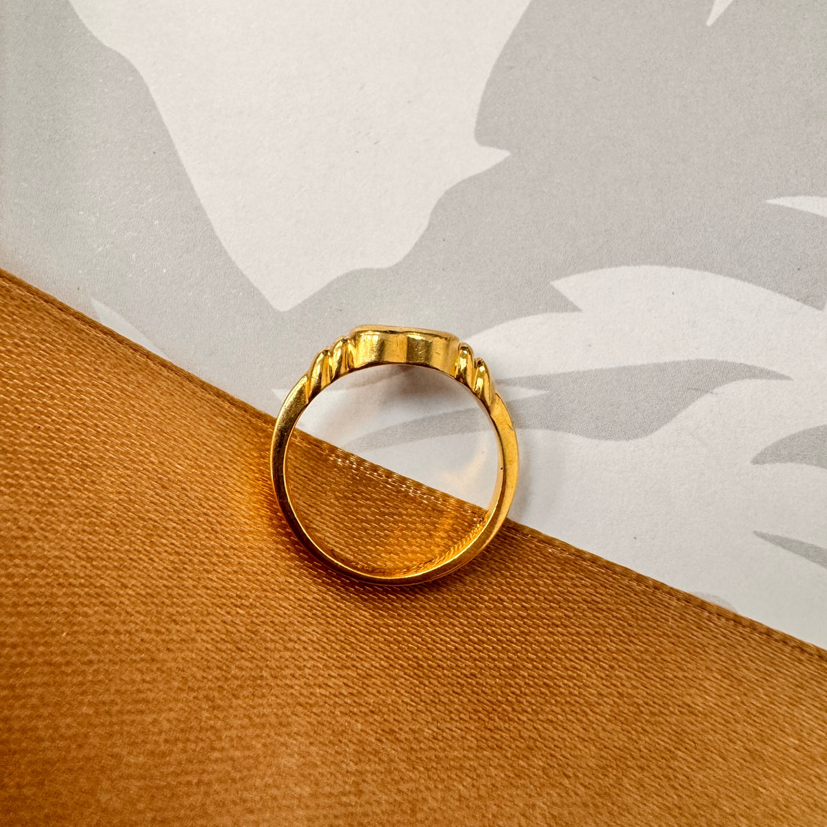 18ct Yellow Gold Princess Cut Diamond Heart Pinky Ring
