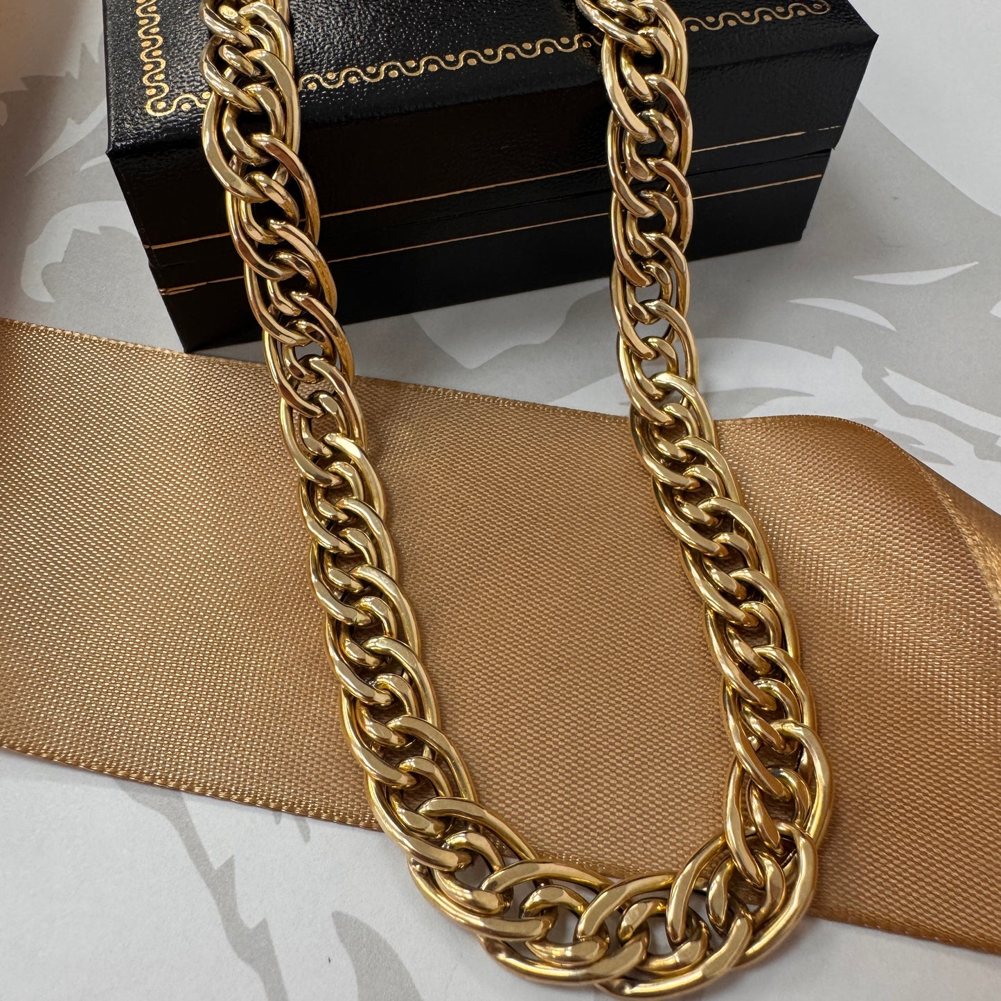 9ct Gold Double Curb Chain 18 Inch