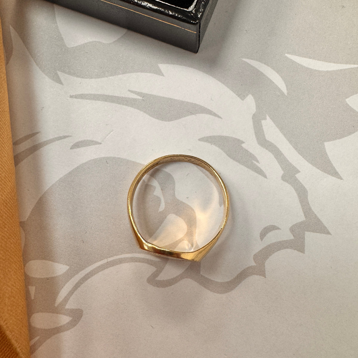 9ct Yellow Gold Diamond Signet Ring