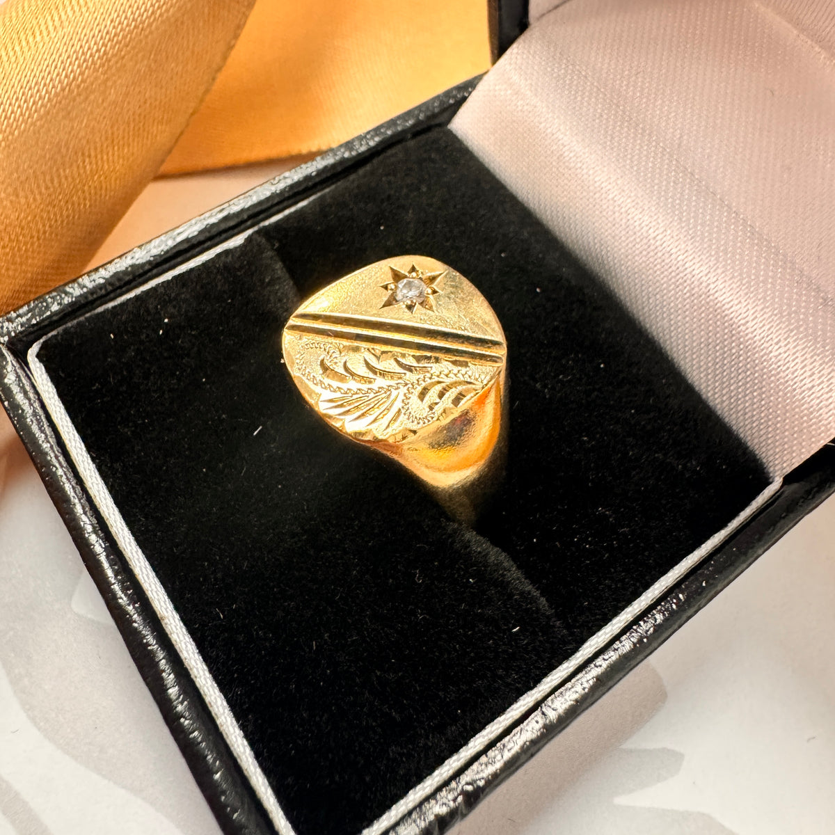 9ct Yellow Gold Diamond Signet Ring