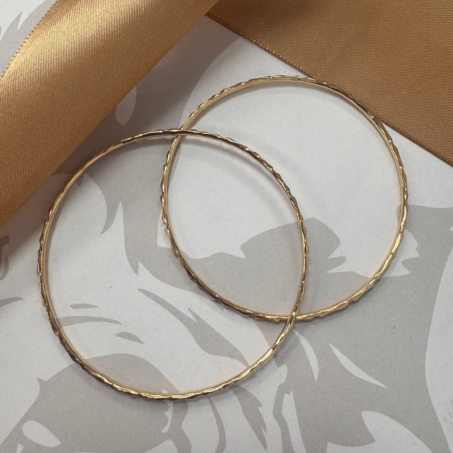 9ct Yellow Gold Set of Two Detailed Bangles
