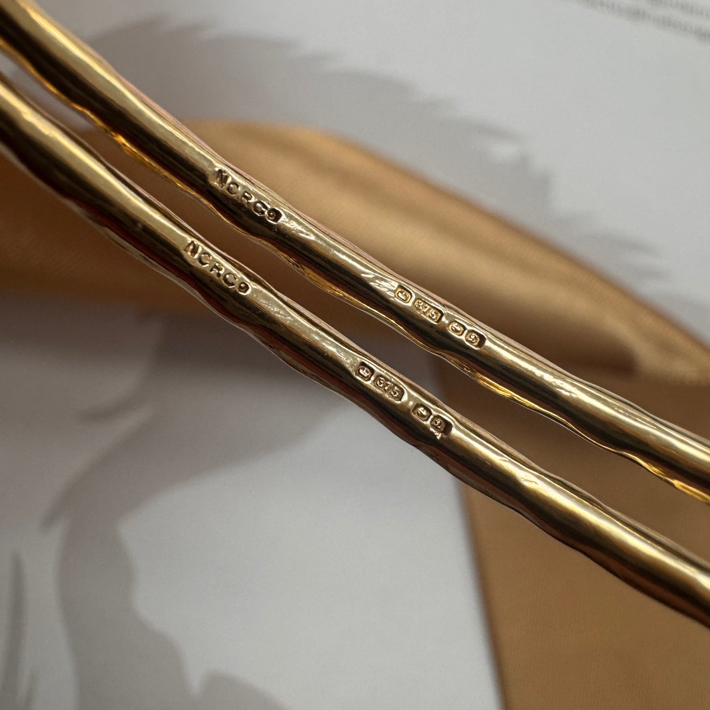 9ct Yellow Gold Set of Two Detailed Bangles