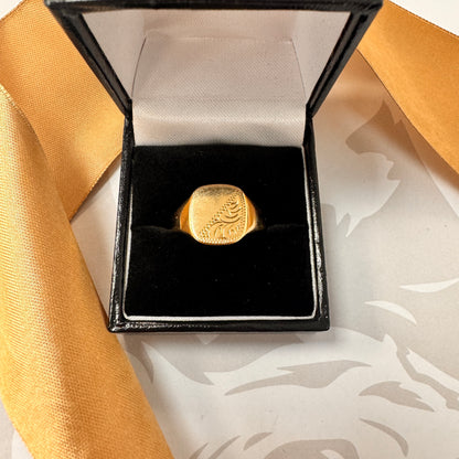 9ct Yellow Gold Engraved Signet Ring