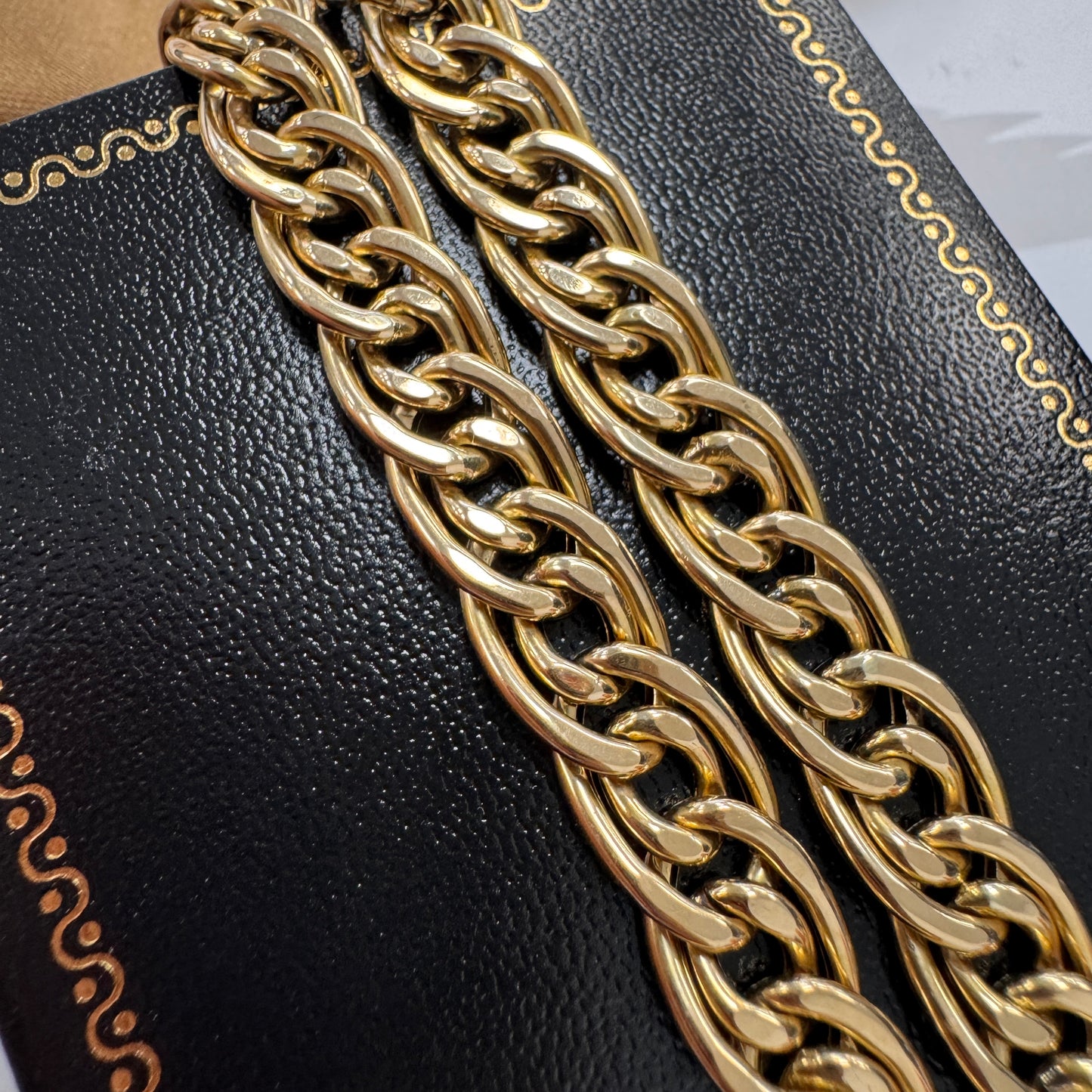 9ct Gold Double Curb Chain 18 Inch
