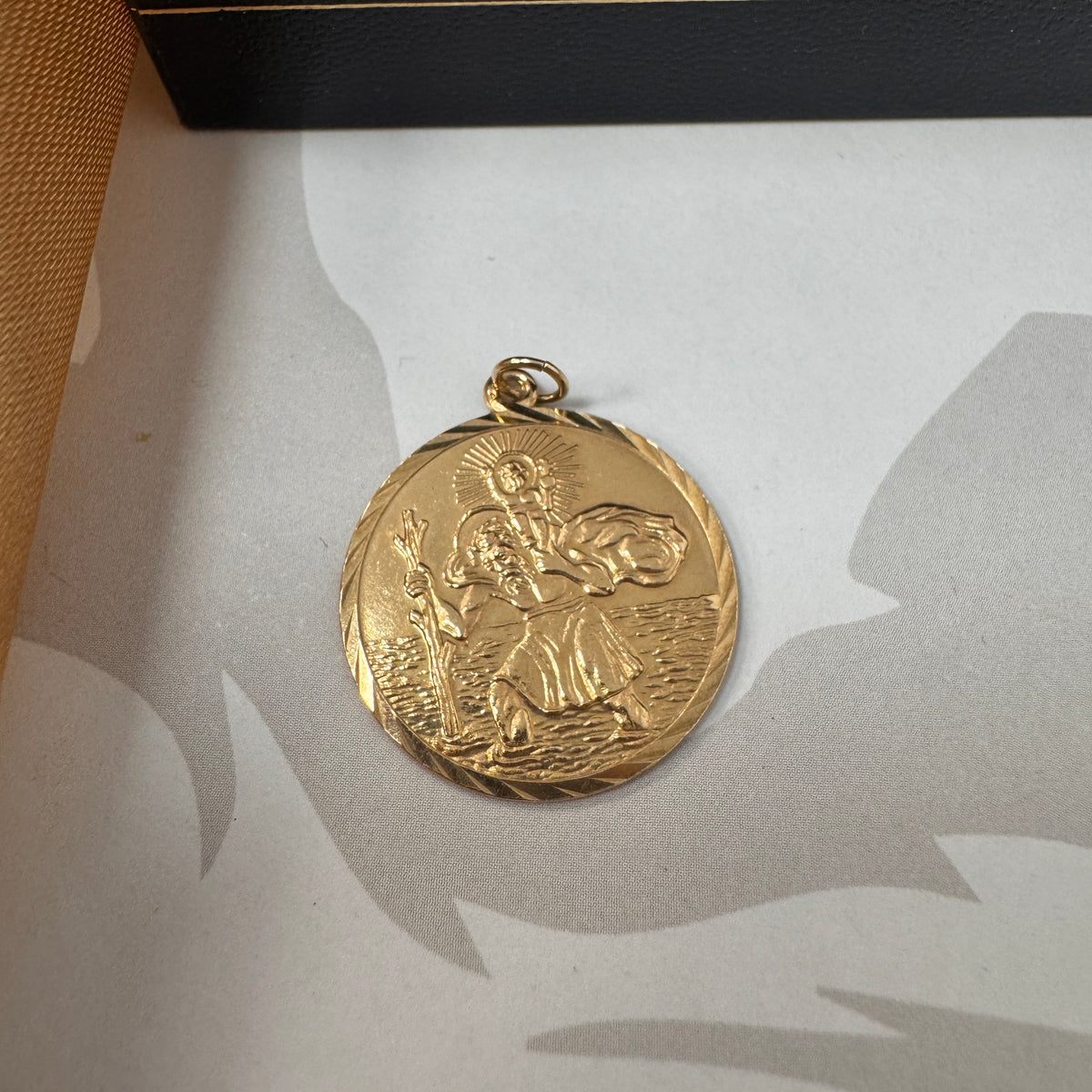 9ct Yellow Gold St Christopher Pendant