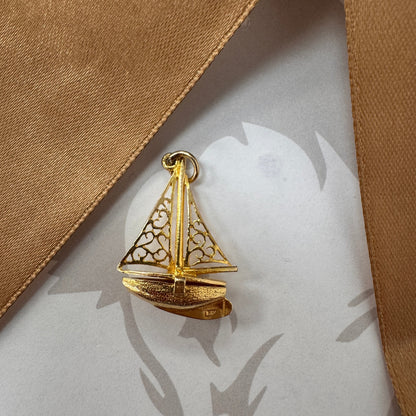 9ct Gold Opening Boat Charm Pendant