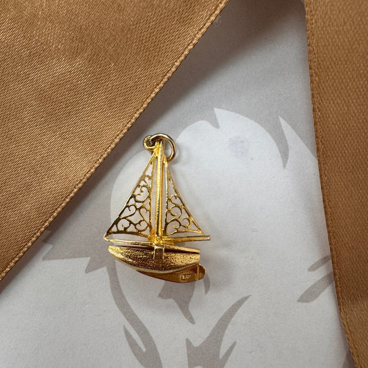 9ct Gold Opening Boat Charm Pendant