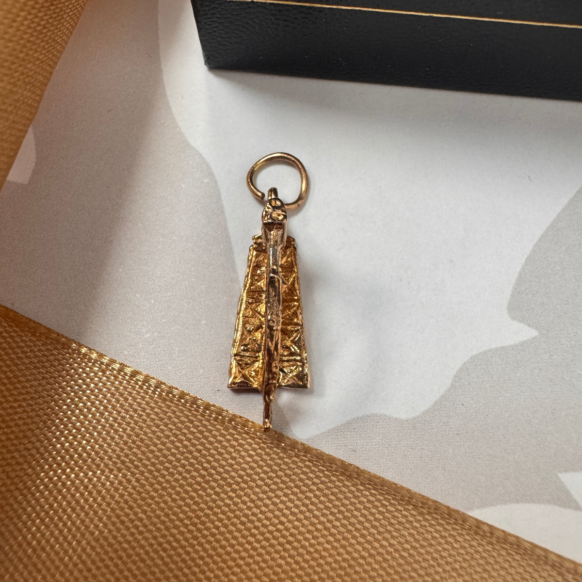 9ct Yellow Gold Harp Charm