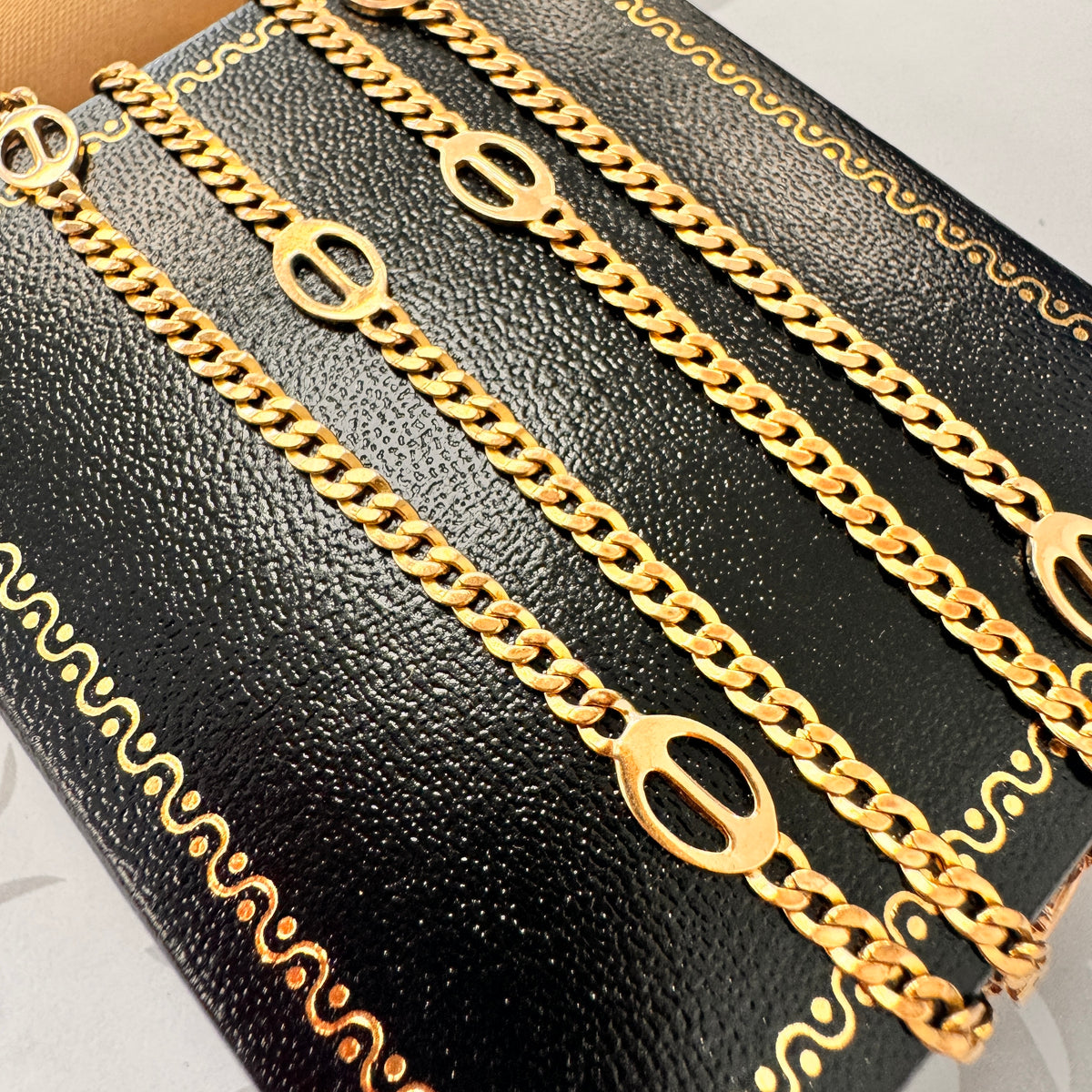 9ct Yellow Gold Curb Chain Necklace with Oval Openwork Stations