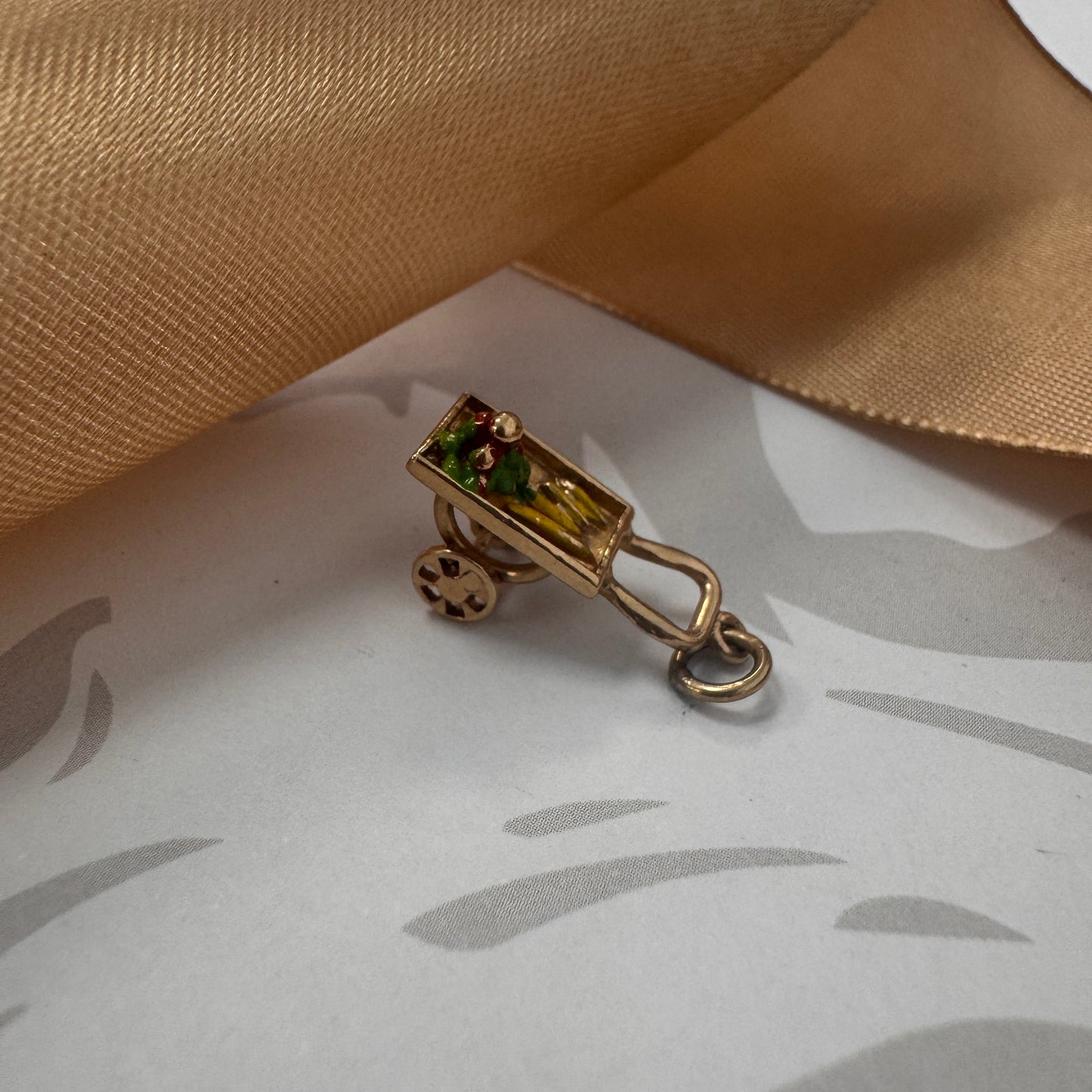 Vintage 9ct Gold Enamel Wheelbarrow Charm
