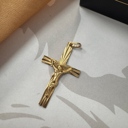 9ct Yellow Gold Crucifix Pendant