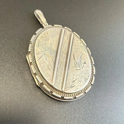 Antique Victorian Sterling Silver Aesthetic Period Locket c1890 19.1g