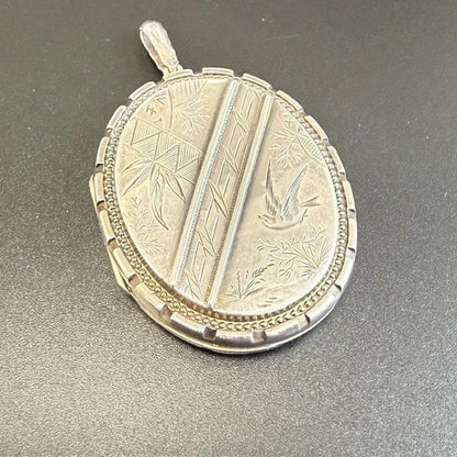 Antique Victorian Sterling Silver Aesthetic Period Locket c1890 19.1g