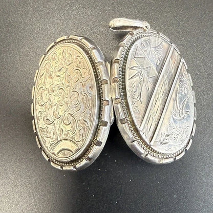 Antique Victorian Sterling Silver Aesthetic Period Locket c1890 19.1g