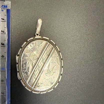 Antique Victorian Sterling Silver Aesthetic Period Locket c1890 19.1g
